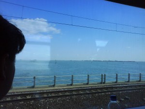 Utsikt på toget til Venezia