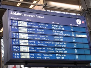 Toganviser på München Hbf.